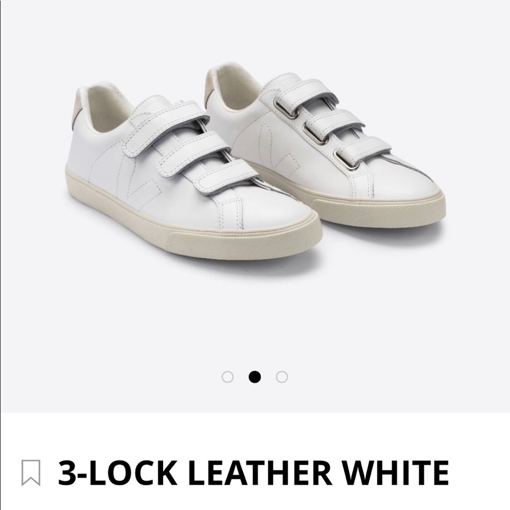 Veja 3-Lock Leather White